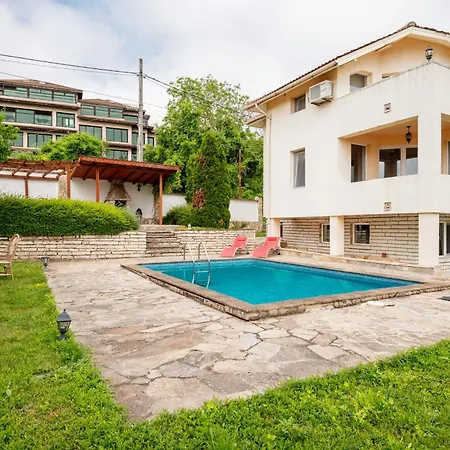 Makou Balchik